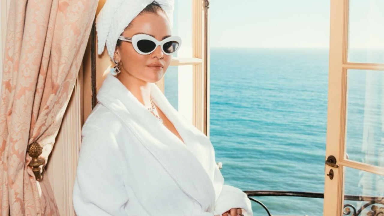 Celebrities Seen In Designer Sunglasses